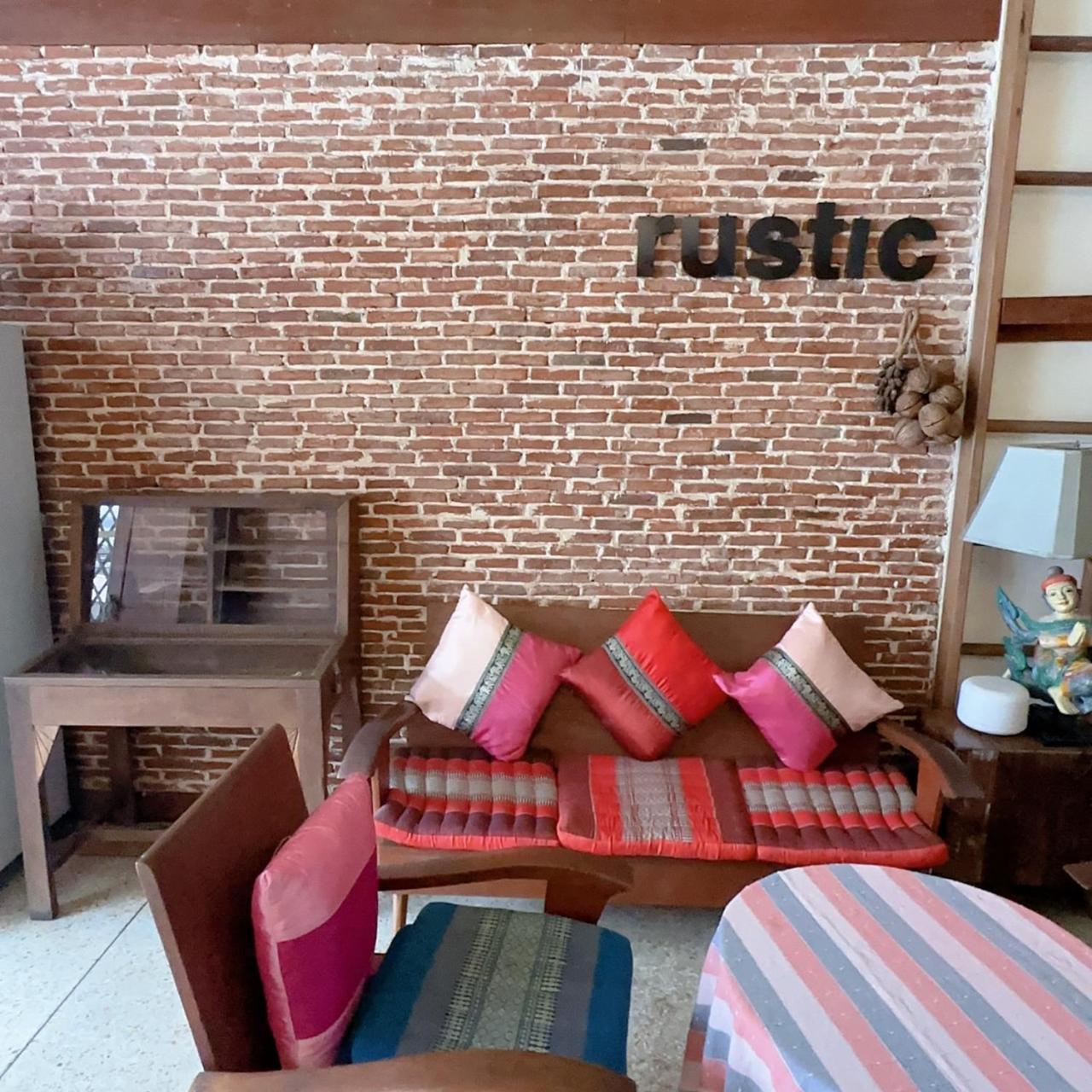 Rustic Guest House Chiang Mai Exteriör bild