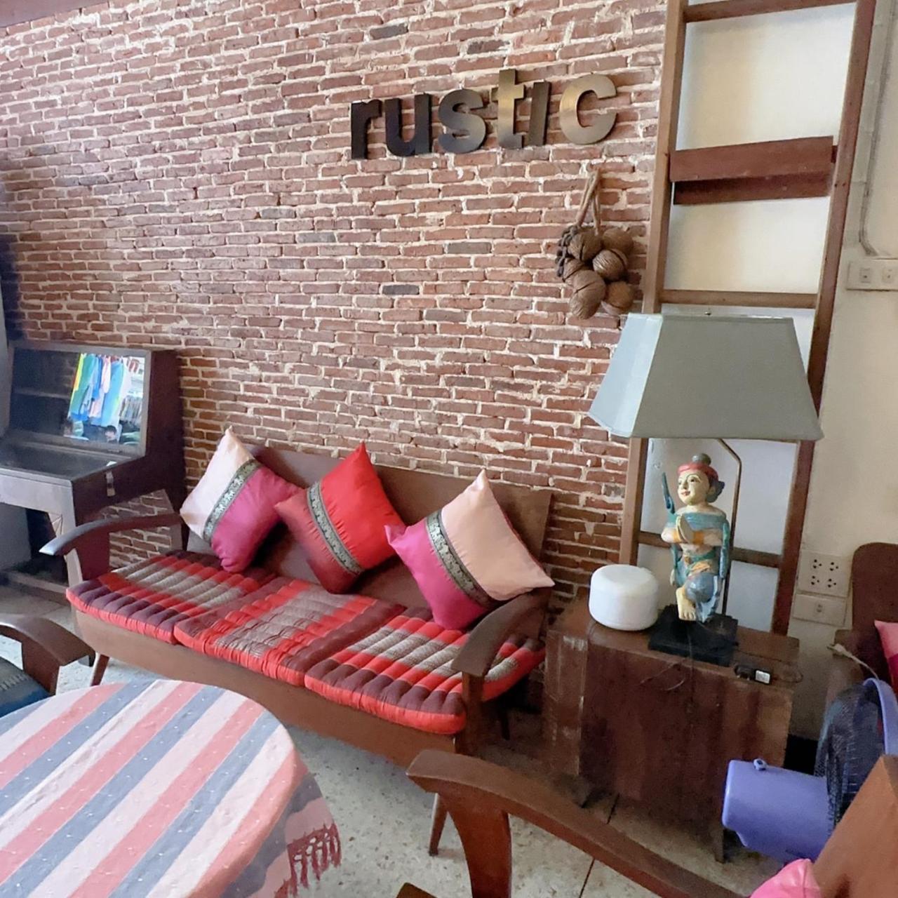 Rustic Guest House Chiang Mai Exteriör bild