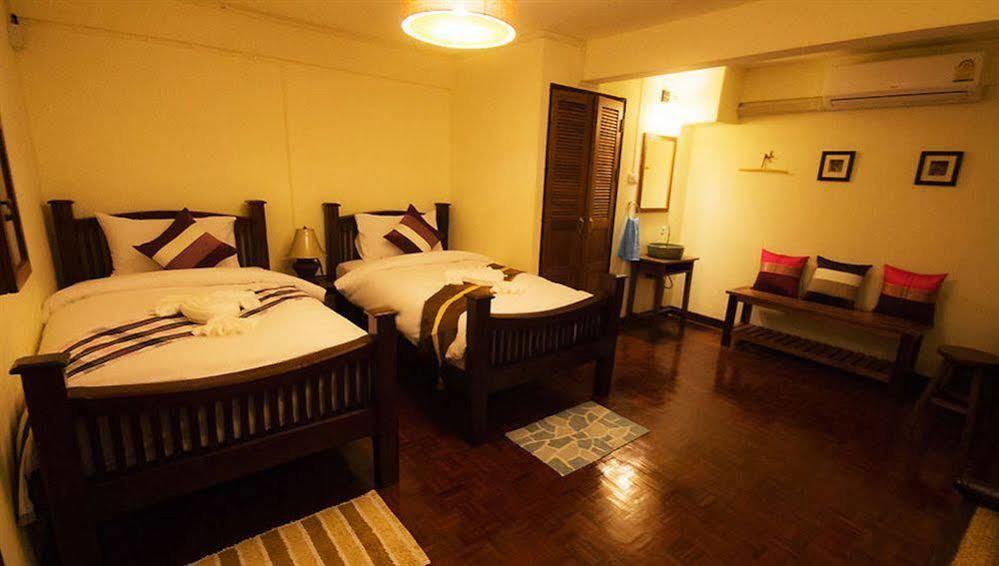 Rustic Guest House Chiang Mai Exteriör bild