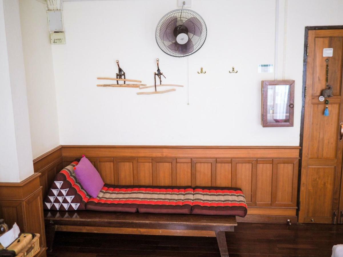 Rustic Guest House Chiang Mai Exteriör bild